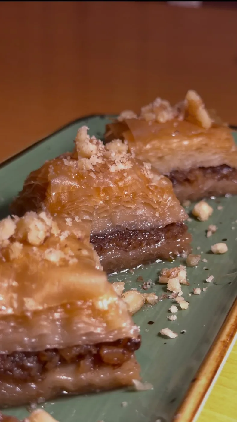 EcoFarmr Walnuss-Baklava — Im Anschnitt
