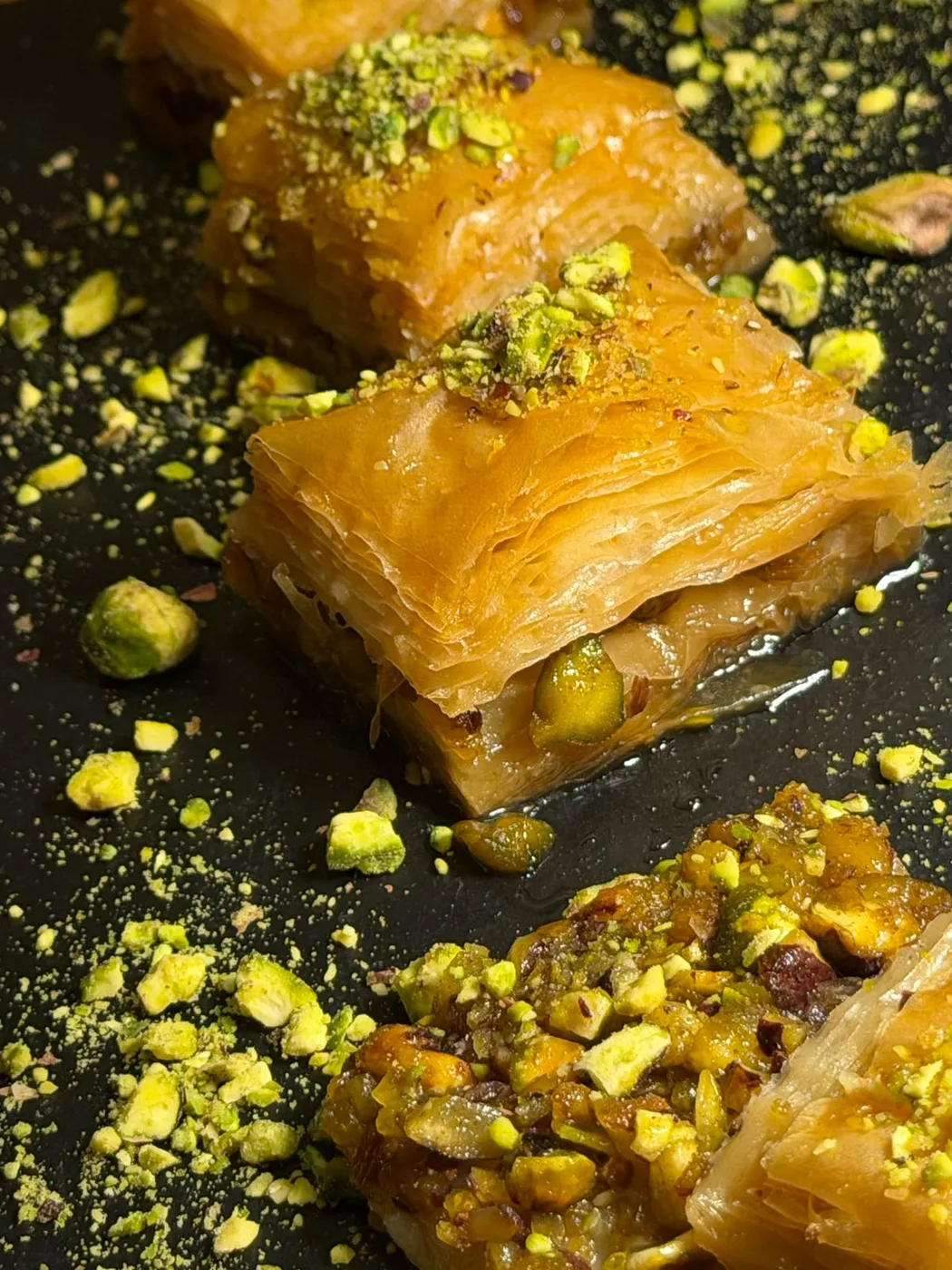 EcoFarmr Pistazien-Baklava — Im Anschnitt